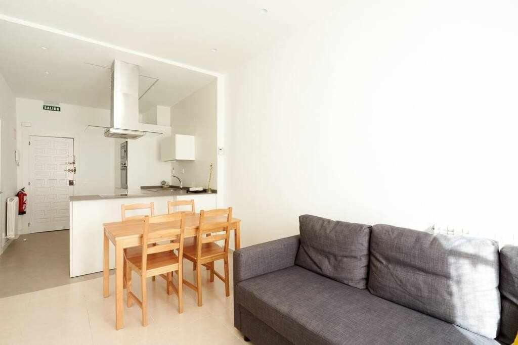 Apartamento Ayla San Fermin Pamplona Exterior photo